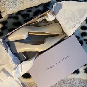 Charles & Keith Gold Metallic Sculptural Heels